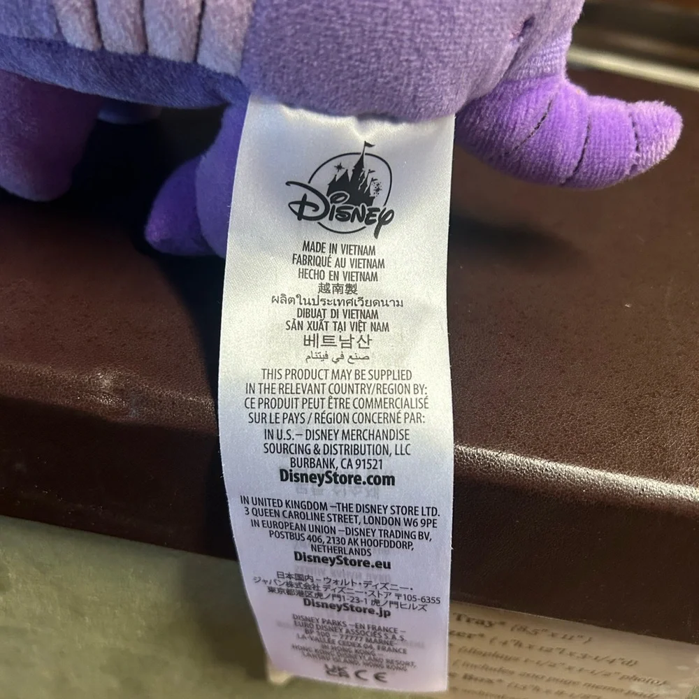 Jessie’s Crittier Carousel Disney Purple Armadillo Plush Toy - Picture 2 of 2